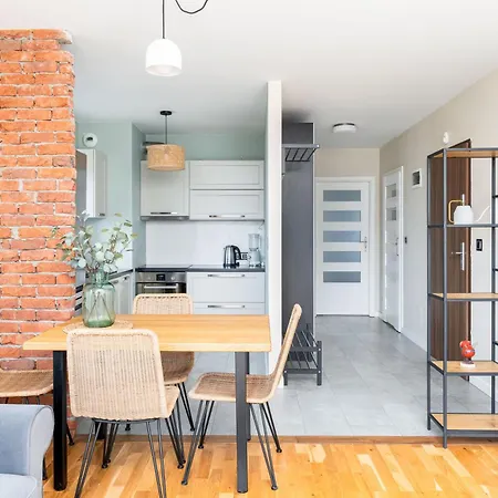 Krowodrza 2-bedroom By Bookinghost